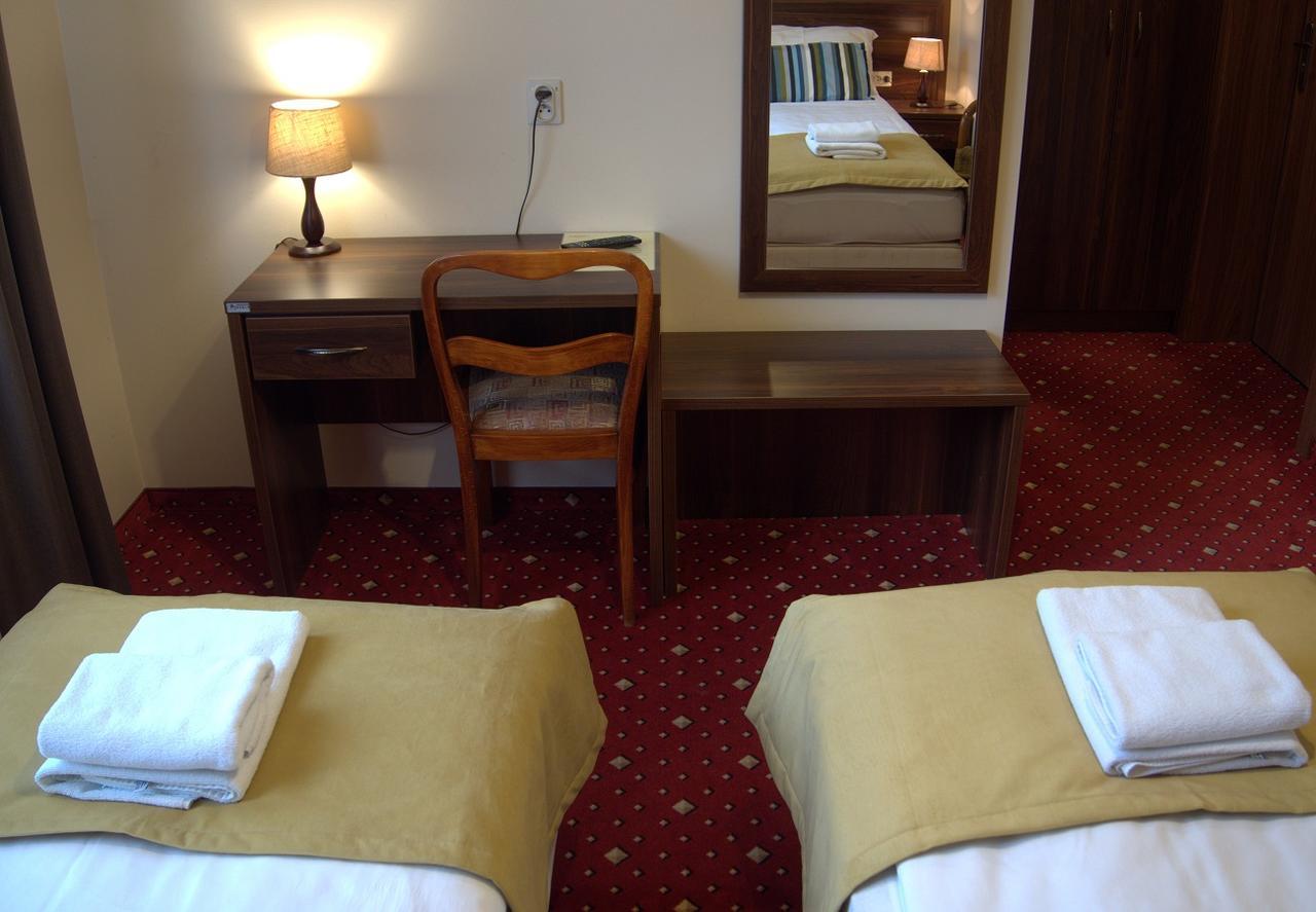 Hotel Kochanow Kochanow  Eksteriør billede